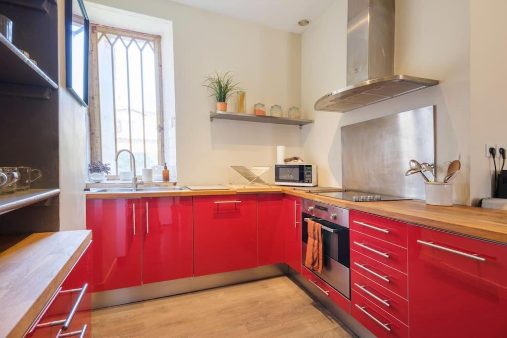 Appartement Avec Son Patio Dans Centre Historique De Bourg Extérieur photo