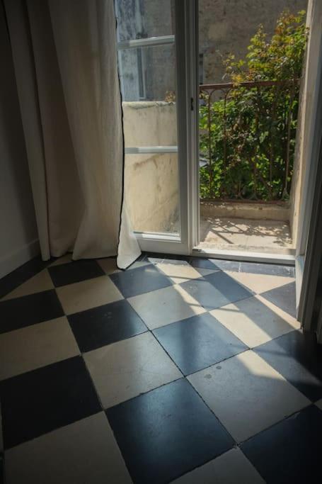 Appartement Avec Son Patio Dans Centre Historique De Bourg Extérieur photo